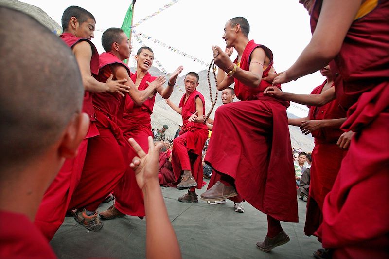Moines bouddhistes près du monastère de Diskit - Leh Ladakh - Himalaya - Inde