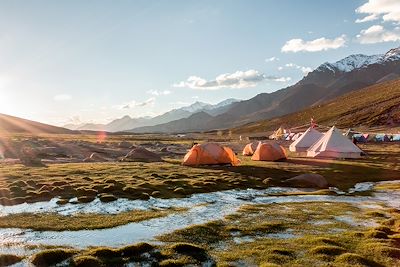 Sept camps au Petit Tibet