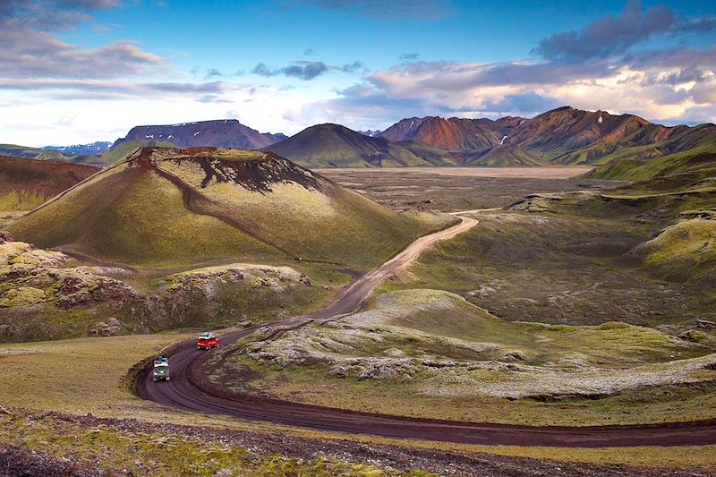 Route dans la région de Landmannalaugar - Islande