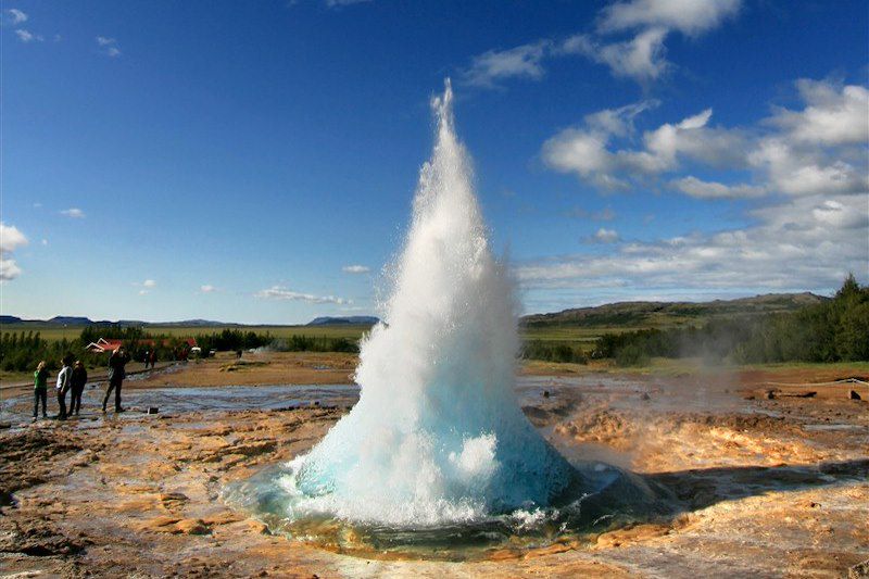 Geyser Strokkur - Geysir - Islande