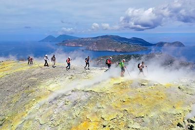 voyage Les îles éoliennes et l'Etna (A/R en train)