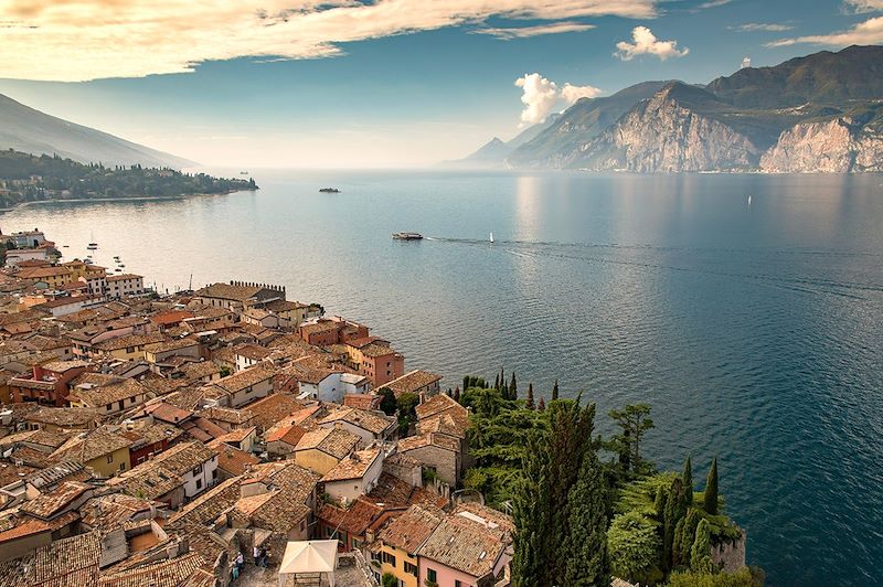 Découverte tout confort, en étoile, du lac de Garde et de Vérone et Brescia, villes inscrites au patrimoine par l'Unesco 
