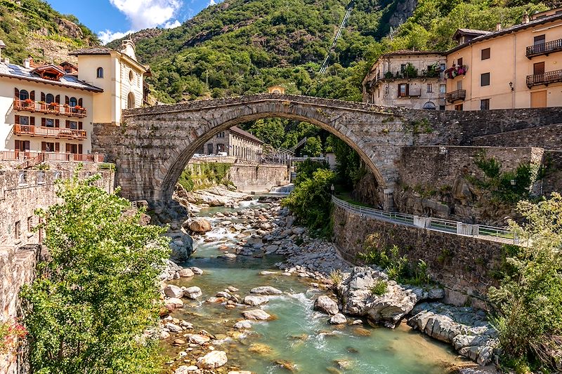 Pont-Saint-Martin - Vallée d'Aoste - Italie