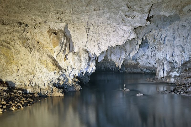 Les grottes de Pertosa dans le massif des Alburni - Campanie - Italie