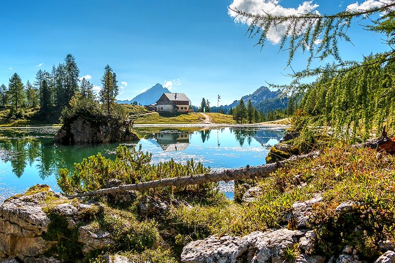 Lago di Ferera près de Cortina d’Ampezzo - Dolomites - Italie