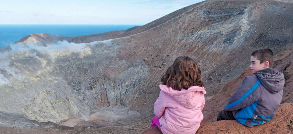 Aventure volcanique des îles éoliennes jusqu'au sommet de l'Etna entre douceur de vivre et puissance sauvage