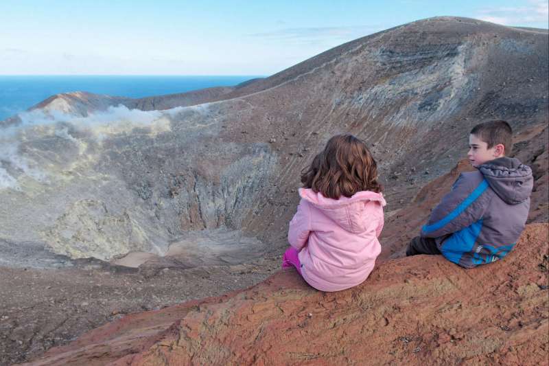 Aventure volcanique des îles éoliennes jusqu'au sommet de l'Etna entre douceur de vivre et puissance sauvage