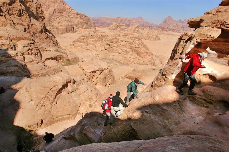 De Pétra au WadiRum par la vallée arc-en-ciel