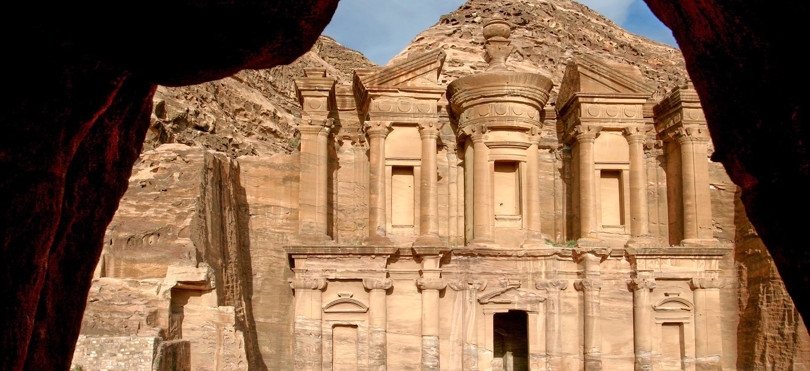 Image Du Désert de Wadi Rum à Pétra la rose