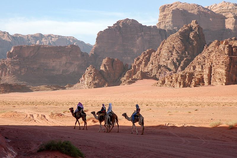 Randonnée chamelière dans le désert du Wadi Rum - Jordanie