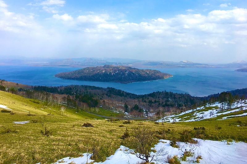 Vue du lac Kussharo depuis le Col de Bihoro - Hokkaido - Japon