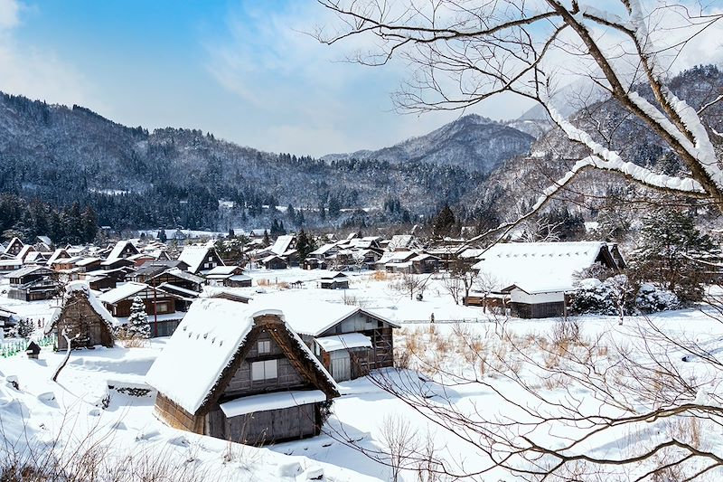 Village Shirakawa-go en hiver -  Gifu -Japon