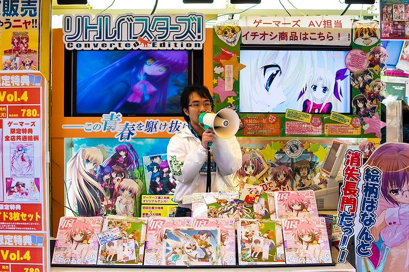 Librairie de mangas dans le quartier d'Akihabara - Tokyo - Japon