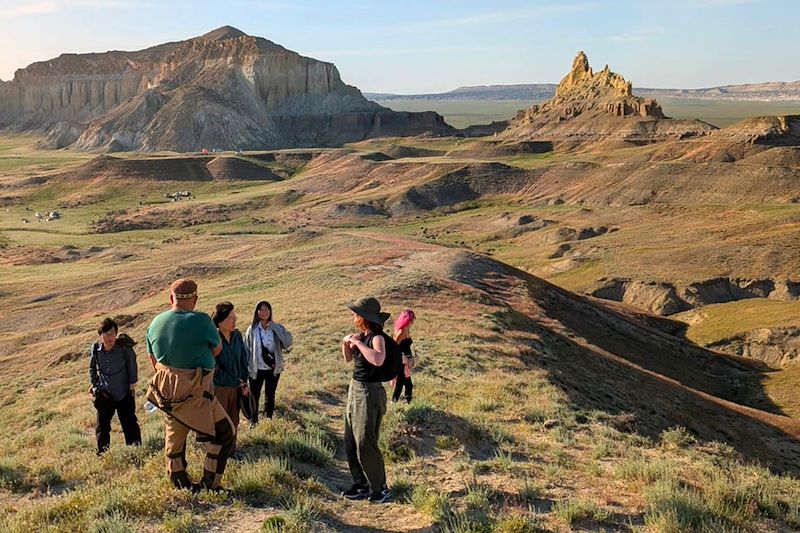 Randonneurs à Mangystau - Kazakhstan