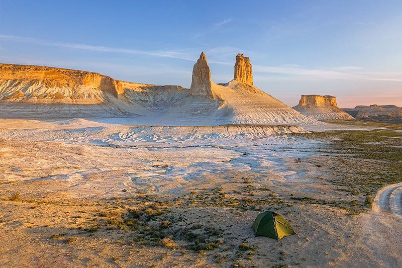 Bivouac devant la vallée de Boszhira - Kazakhstan