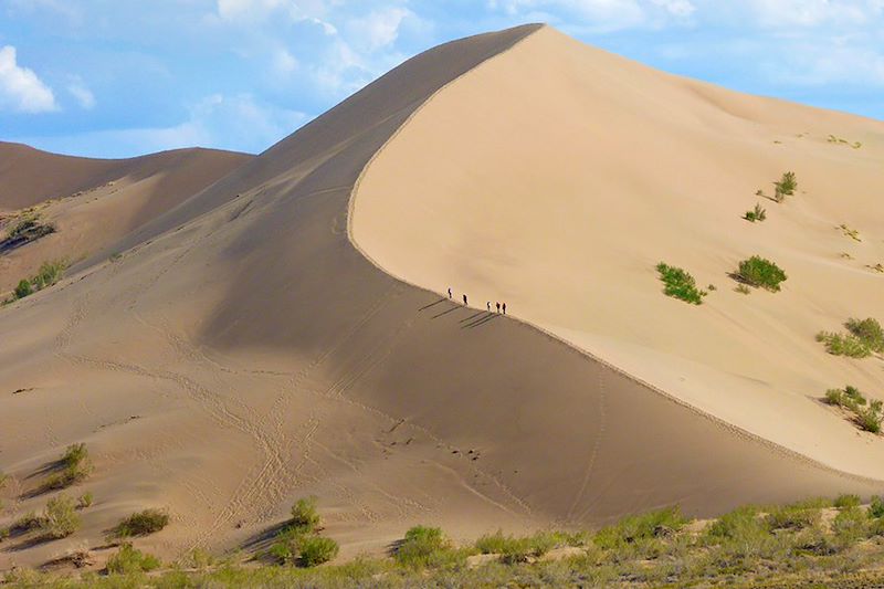 Dune chantante dans le Parc national Altyn Emel - Kazakhstan