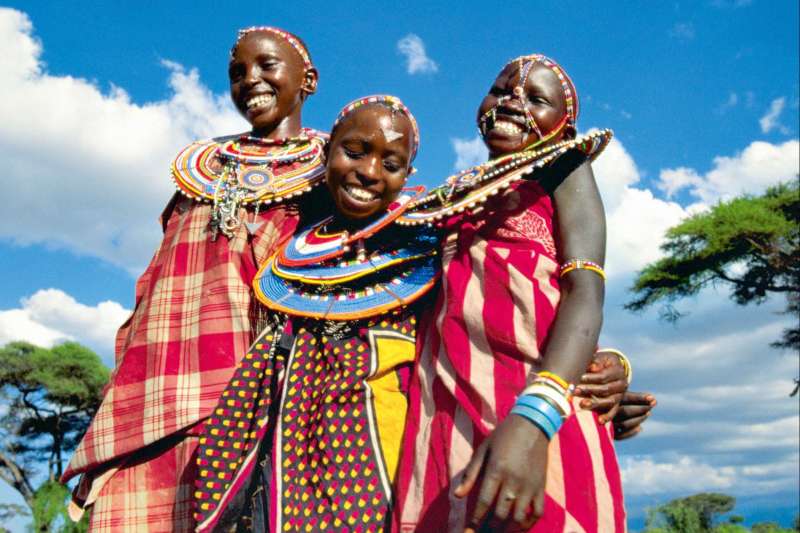 Safari 4x4 du mythique parc du Masai Mara à Amboseli sans oublier le lac Naivasha, Diani et ses plages de sable blanc...