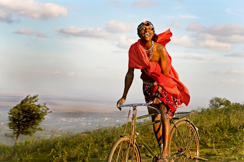 Voyage multi-activités au Kenya avec vélo, randonnée, bateau, safari à pied et en 4x4, des lacs Naivasha et Nakuru au Masai Mara