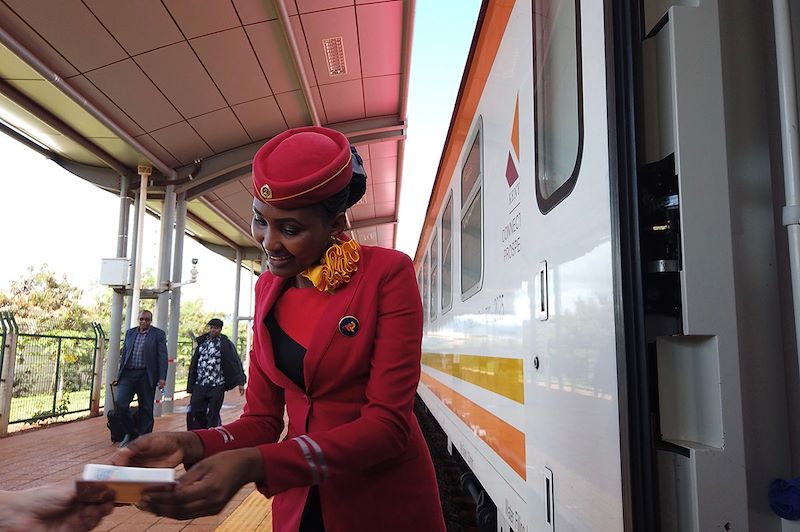 Train au Kenya
