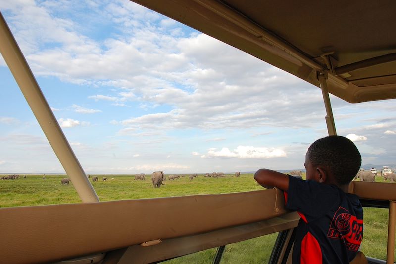 Safarie en famille dans le parc national d'Amboseli - Kenya 