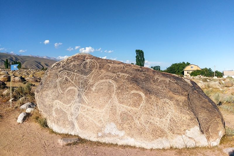 Pétroglyphes de Tcholpon-Ata - Kirghizie