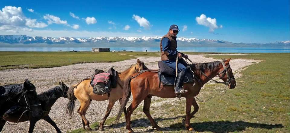 Randonnée à cheval entre monts et lacs à la rencontre des nomades kirghiz et à la découverte d'Issyk Koul, Song Kul 