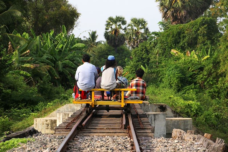 Train de bambou - Province de Battambang - Cambodge