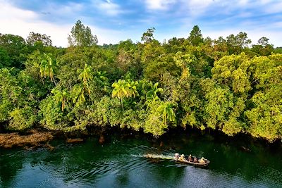 Khmers en folie, d'Angkor aux Cardamomes 