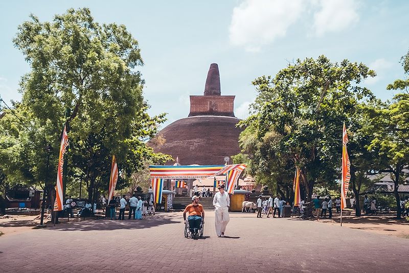 Voyage au Sri Lanka adapté aux personnes à mobilité réduite à la découverte des sites majeurs du pays