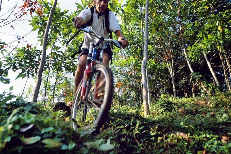 À VTT au Sri Lanka