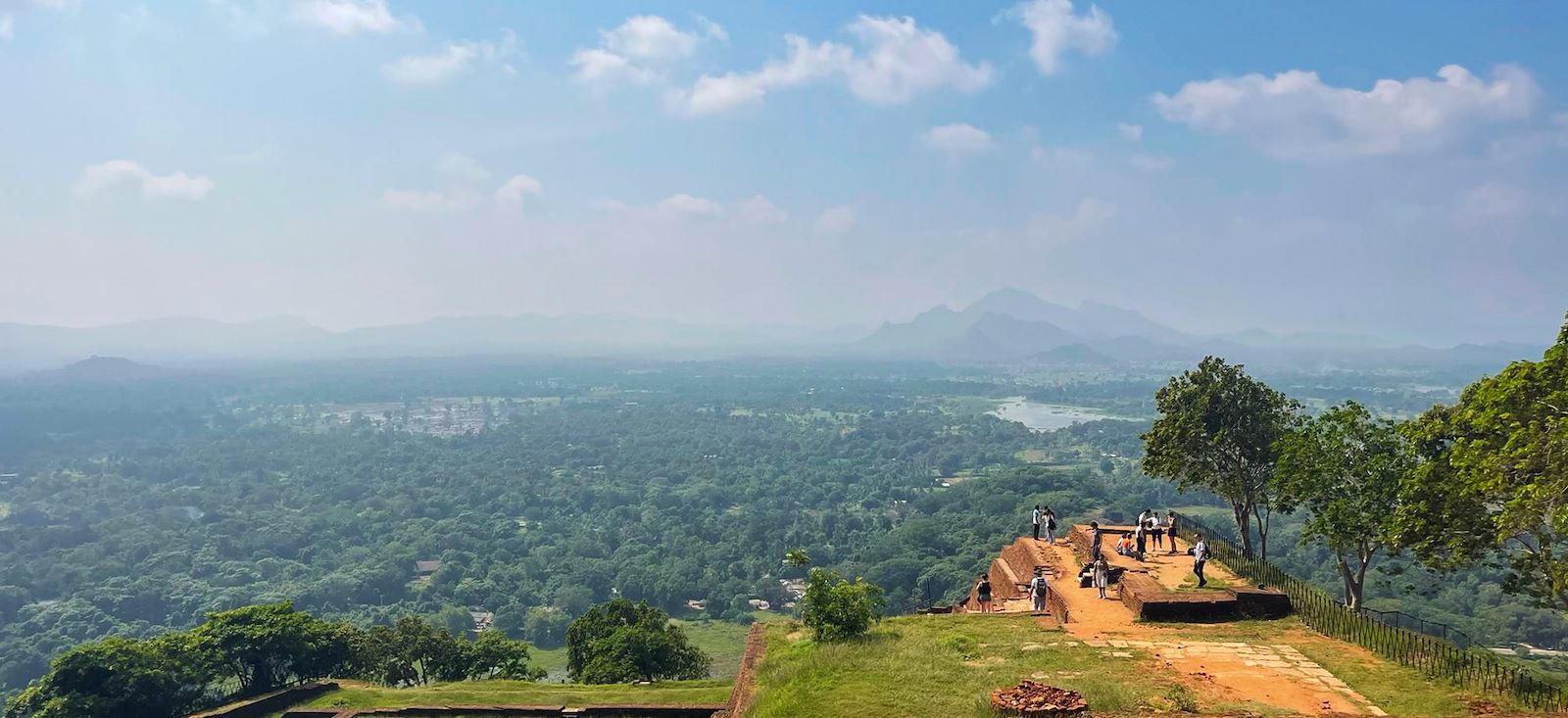 Image En selle à Ceylan ! Le Sri Lanka en E.VTC