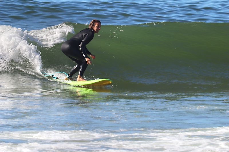 Surfeur au Maroc