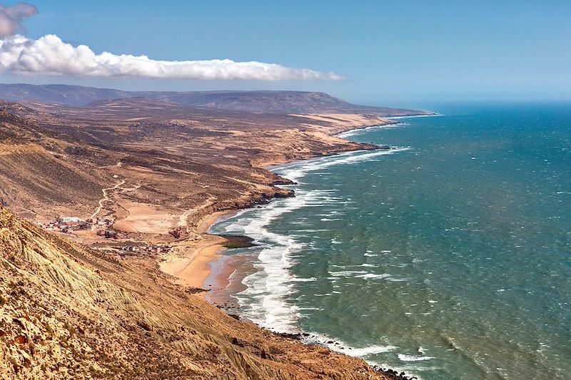 Surfez les meilleures vagues de la région de Taghazout