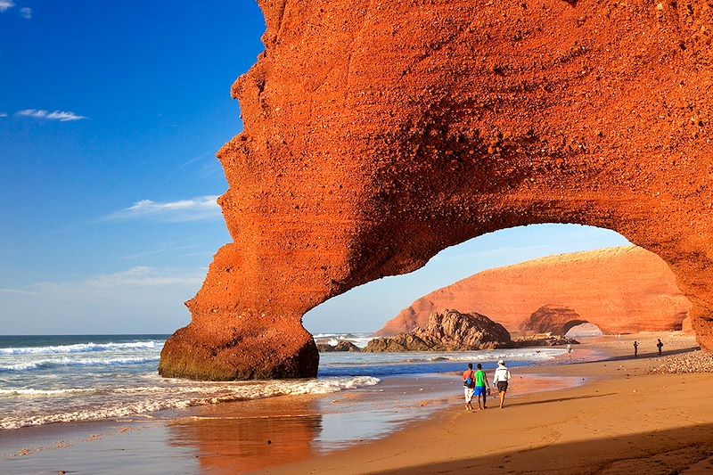 Circuit au sud du Maroc, de Marrakech l’envoutante à Agadir la vivifiante, des terres de Anti-Atlas à l’océan Atlantique