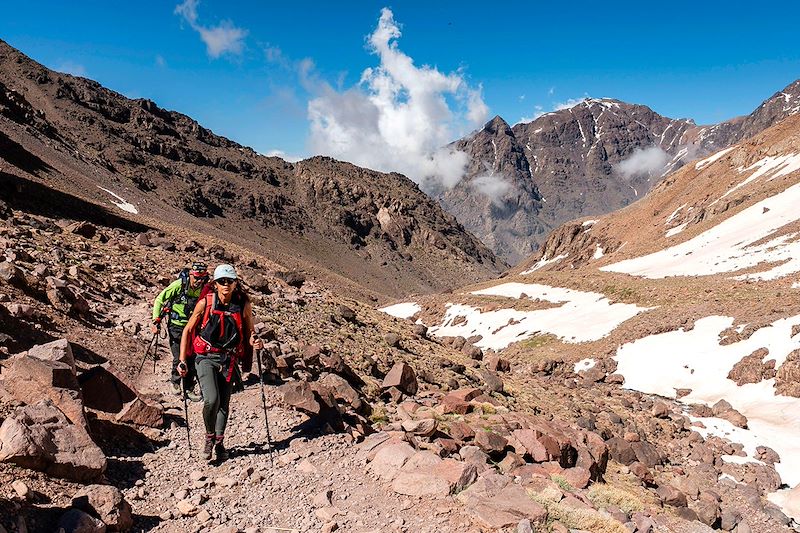 Ascension du Toubkal avec guide privé francophone, depuis Marrakech, avec nuits en bivouac