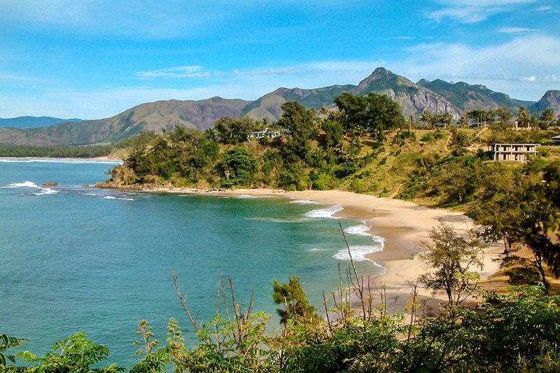 En 4x4 sur la RN7, des Hautes Terres à Fort-Dauphin, en passant par Isalo, le lagon d'Ambola, Tsimanampetsotsa et Cap Sainte-Marie