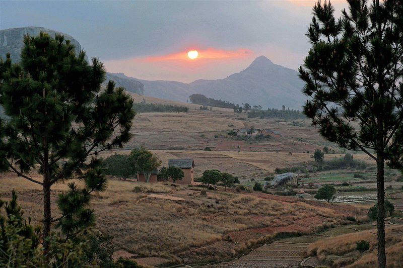 Sur la route entre Ranohira et Fianarantatsoa - Madagascar