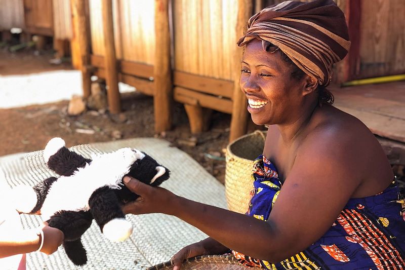 Rencontre dans un village - Nord de Madagascar