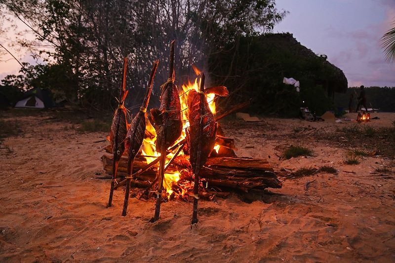 Feu de camp - Madacascar