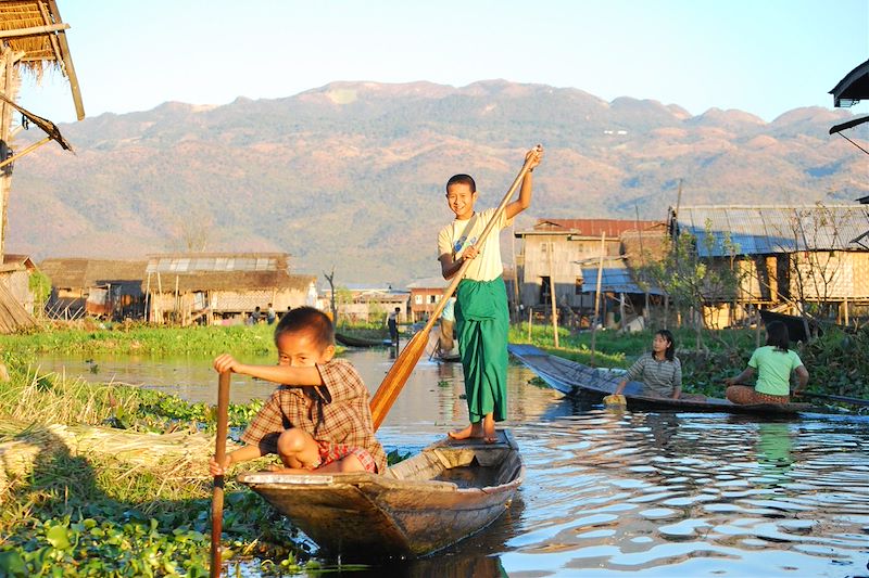 Mingalabar  Myanmar !