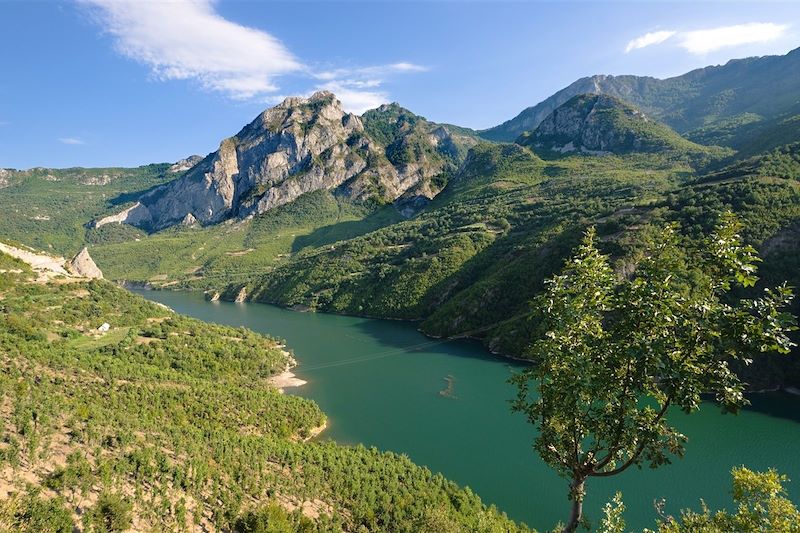 Lac de Koman- Albanie