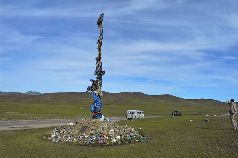 Steppes en trek et yourtes mongoles