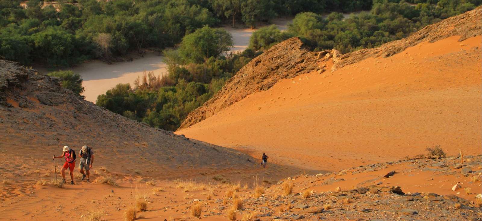 Voyage en véhicule Namibie : Peuples et déserts de Namibie Voyage en véhicule Namibie : Peuples et déserts de Namibie