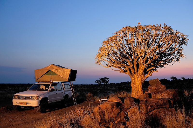 Nuit sous tente près d'une forêt de Kokerboom - Keetmanshoop - Namibie