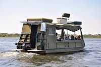 Safari Boat - Caprivi Houseboat Safaris Lodge - Katima Mulilo - Namibie