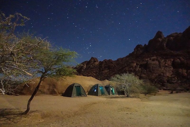 Bivouac au pied du Spitzkoppe - Damaraland - Namibie