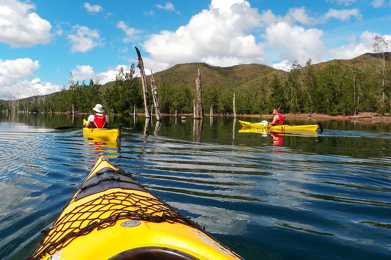 Kayak au parc de la Rivière bleue - Province Sud - Nouvelle-Calédonie