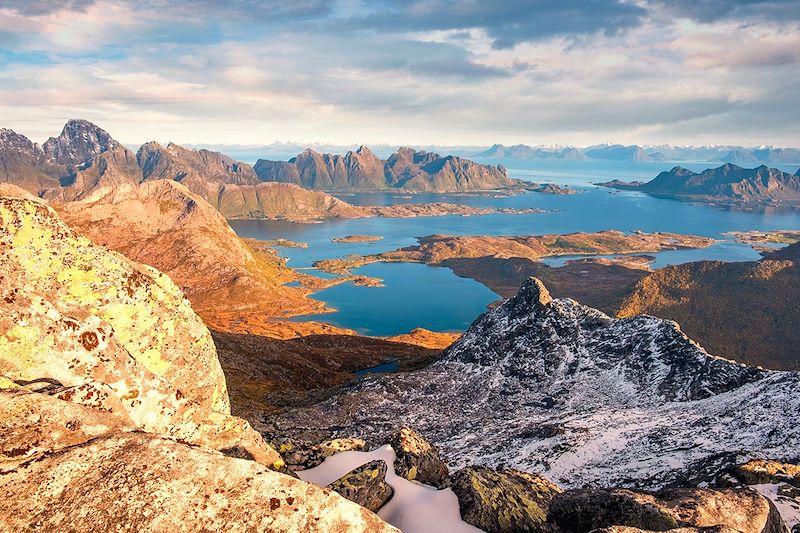 Vue depuis le Rundfjellet - Île d’Austvågøya - Îles Lofoten - Norvège