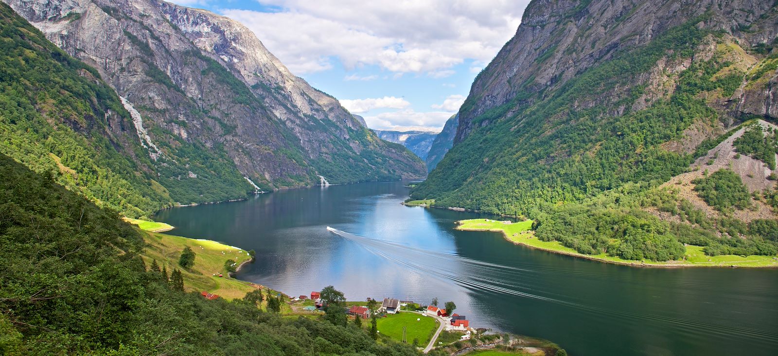 Image Randonnée dans les fjords