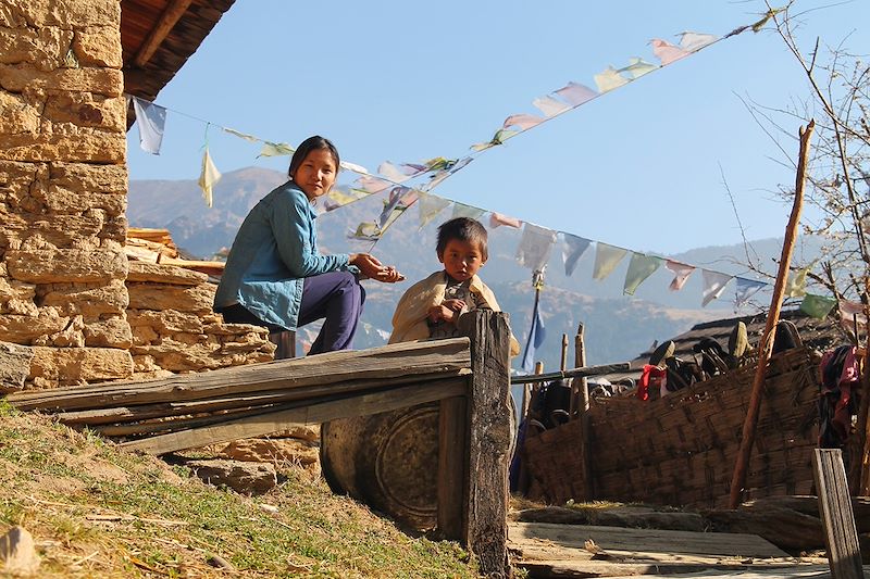 Rencontre au village de Dimil - Népal